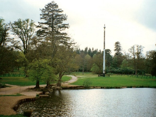 Roofing in Virginia Water (GU25) – Totem Pole at Virginia Water Lake
