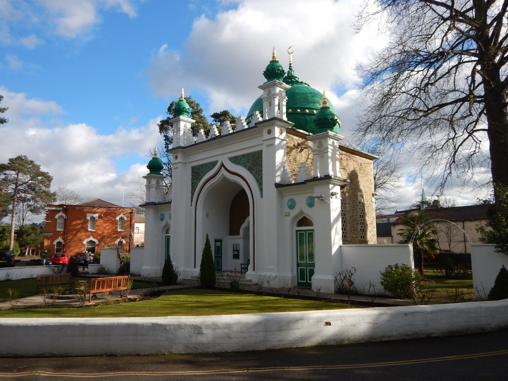 Roofing in Woking – Shah Jahan Mosque