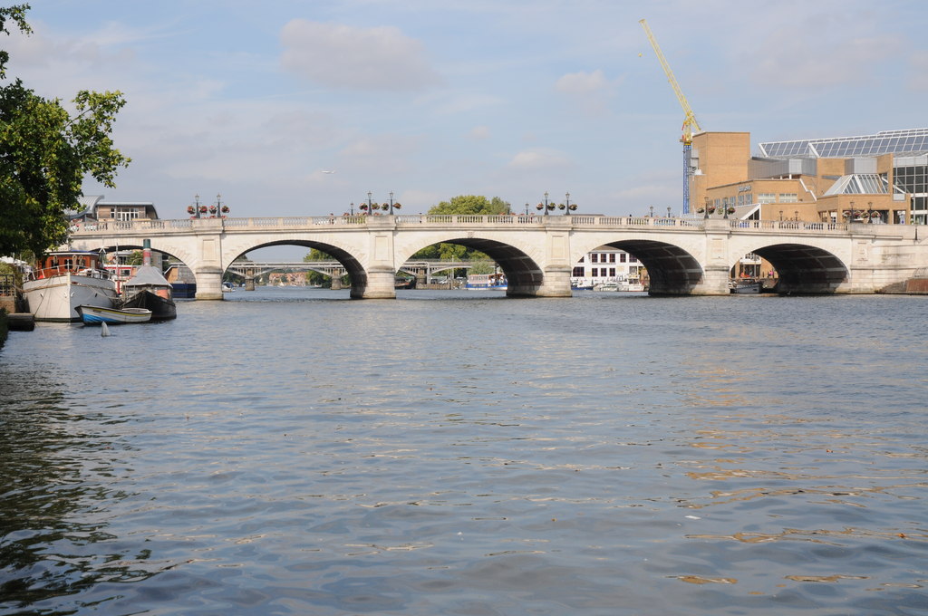 Roofing in Kingston upon Thames (KT1) – Kingston Bridge